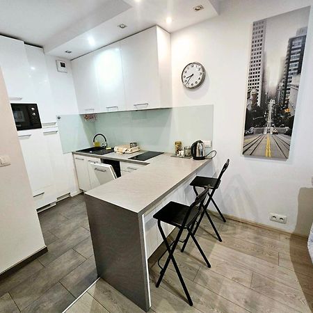 Extra Green Kabaty Apartament Nr 5 Varşovia Exterior foto